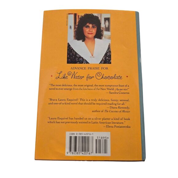 Life water for chocolate by Laura Esquirel - doubleday - isbn 0385420161 - Picture 5 of 6